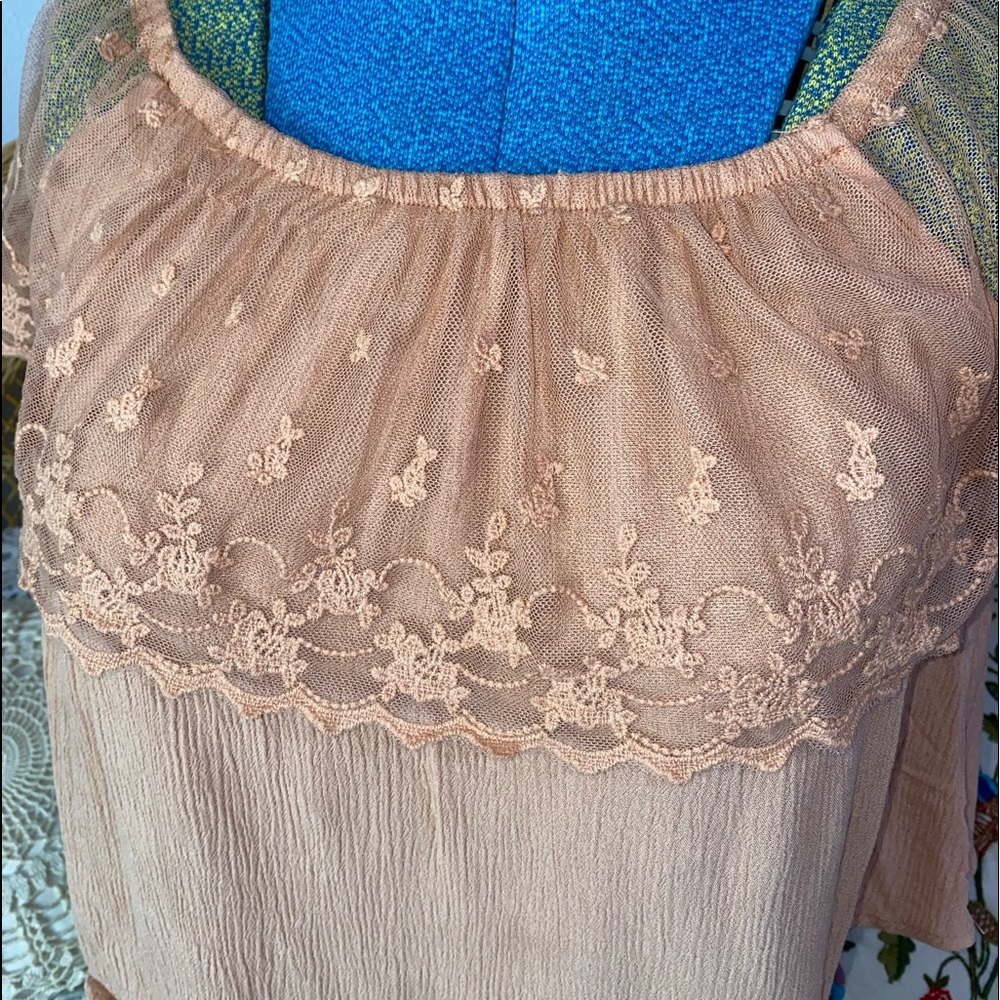 Flowy top - Picture 2 of 6